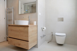 Ανακαίνιση σπιτιού στη Βούλα μπάνιο 2