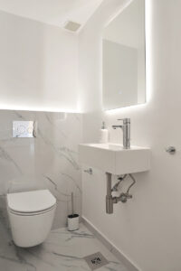 Ανακαίνιση σπιτιού στη Βούλα wc